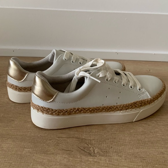 Aldo Running Shoes - Picture 4 of 5